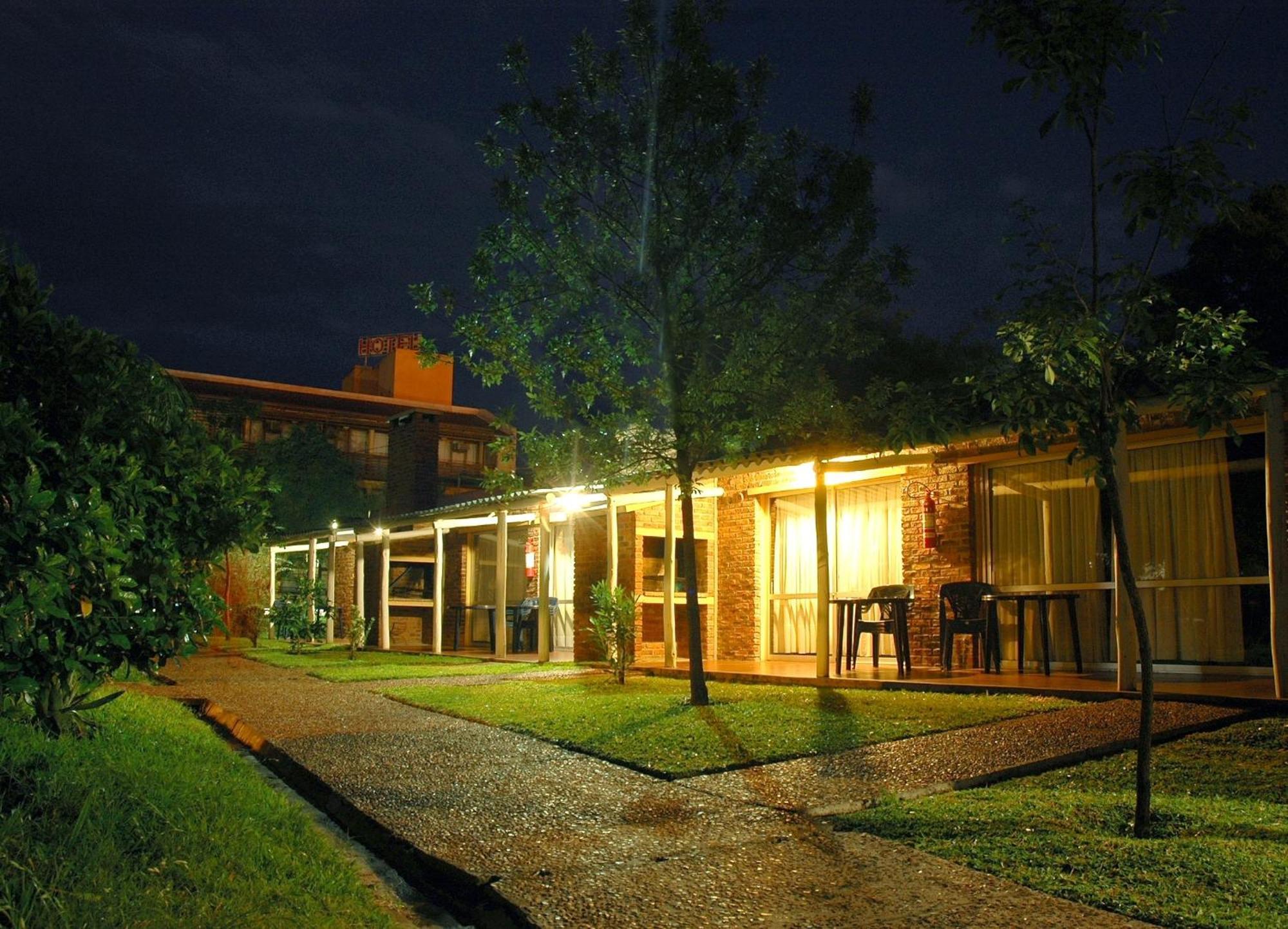 Hotel Jardines De Dayman Termas del Daymán Екстериор снимка